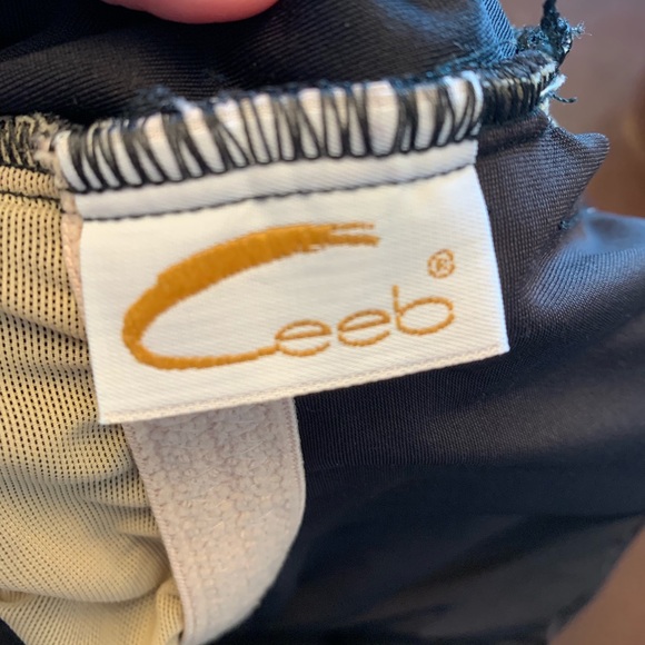 Ceeb | Swimsuit! - Picture 5 of 5